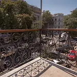 Ξενοδοχείο Consul консул 3*