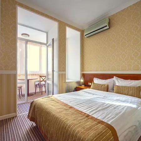 Consul консул 3* Odessa