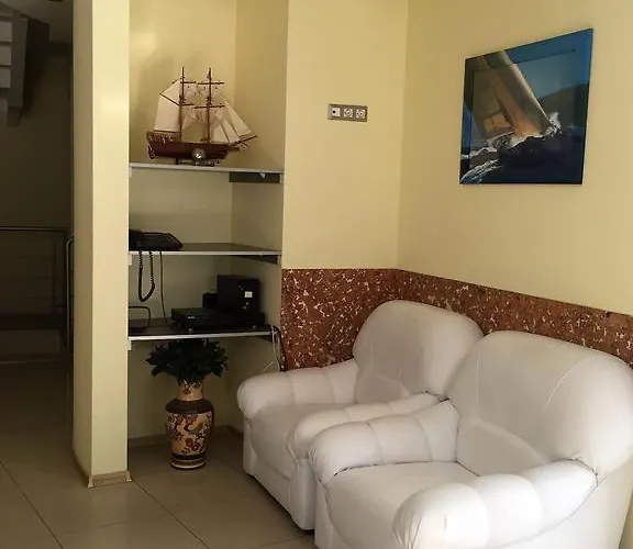 Consul консул Hotell 3*