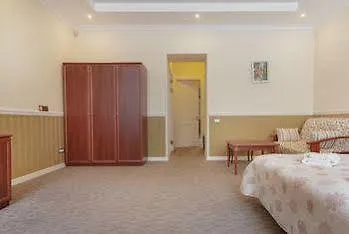 Consul консул 3* Odessa