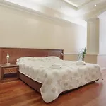 Hotel Consul консул